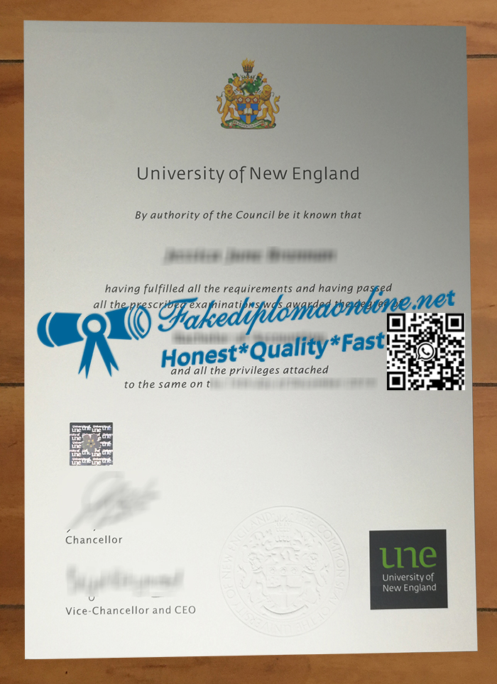 University-of-New-England-diploma
